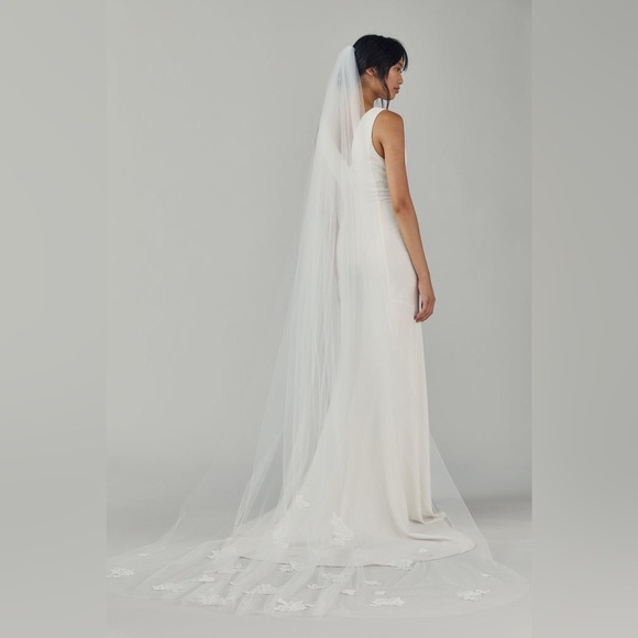 Amsale Other - Amsale Petal Lace Cathedral Length Wedding Veil White Bridal Lace Petals R237U